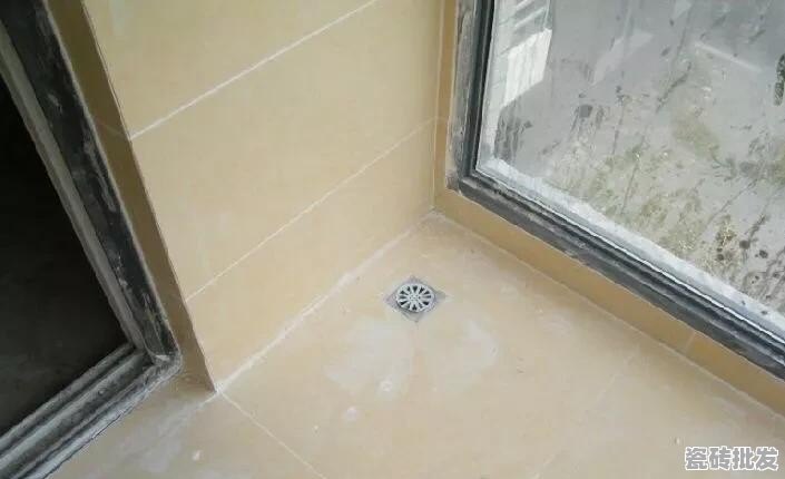 瓷砖铺好了，阳台洗衣机忘了装地漏怎么办,阳台漏水找不到瓷砖怎么办 - 优质瓷砖批发网