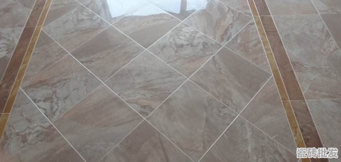 地板瓷砖缝有污渍该怎么清理 - 优质瓷砖批发网
