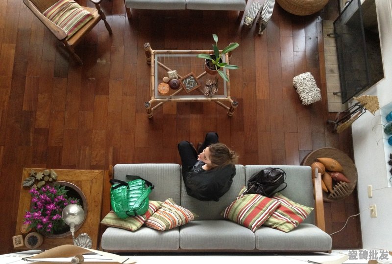碧桂园精装房木地板怎么是纸做的 - 优质瓷砖批发网